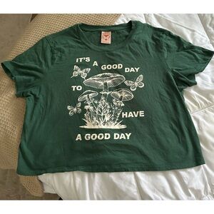 Graphic tee